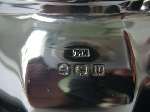 fig 3. BOXED PAIR SOLID SILVER NAPKIN RINGS BIRMINGHAM 1919
