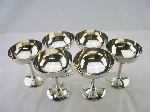 Set of 6 Sterling Silver Champagne Flutes 1913 Walker & Hall 
