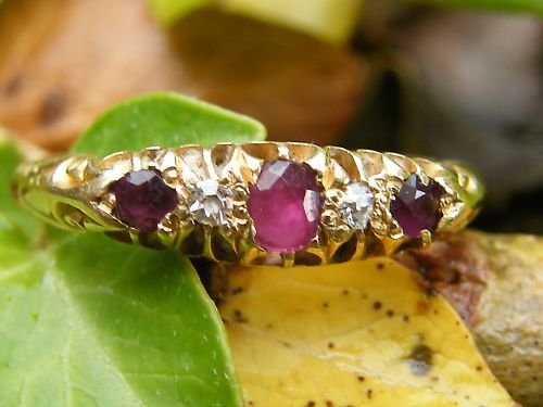 fig 1.
Victorian-18ct Gold Garnet & Diamond 5 Stone Ring-c1881 Chester Rare
