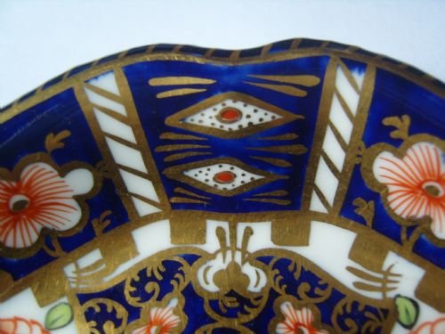 fig 1. Lovely Royal Crown Derby 2451 Pattern Imari Dish