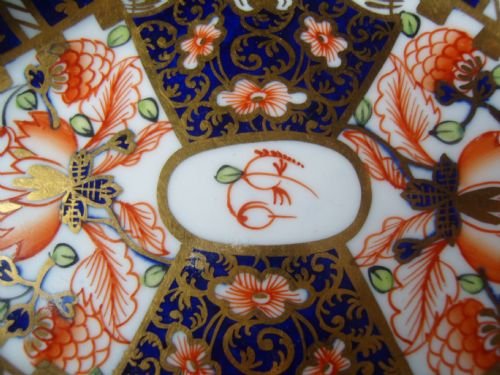 fig 2. Lovely Royal Crown Derby 2451 Pattern Imari Dish