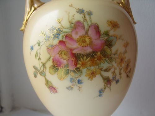 fig 3. Lovely Royal Worcester Blush Ivory Vase 1912