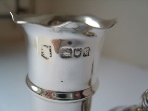 fig 3. Lovely Edwardian Hallmarked Silver Pepper Pot