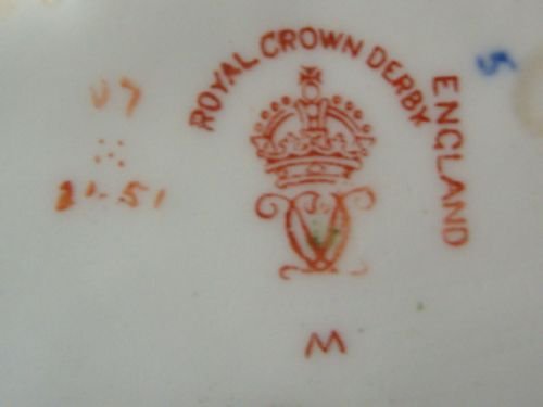 fig 3.
LOVELY PAIR EDWARDIAN ROYAL CROWN DERBY FAN SHAPED PIN DISH IMARI PATTERN 2451