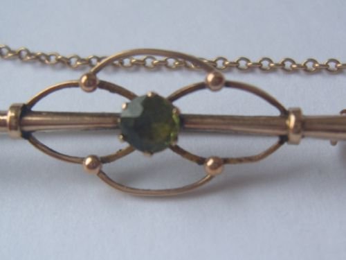 fig 1. ANTIQUE ART NOUVEAU 9CT GOLD AMETHYST& SEEDPEARL BROOCH