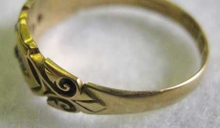 fig 1. Stunning Victorian 18ct Gold & Six Diamond Ring Size P