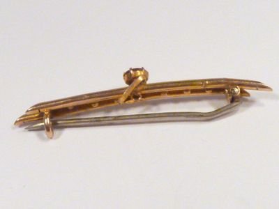 fig 1. Lovely Edwardian 9ct Gold Brooch With Garnet