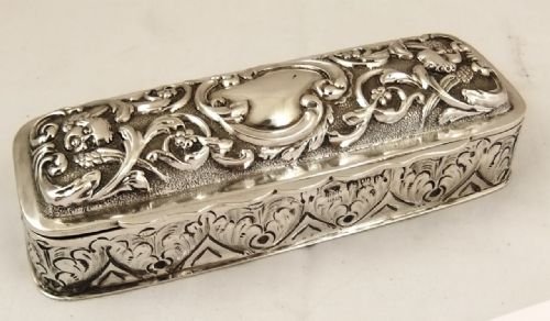 Super Sunstantial Victorian Hallmarked  Silver Table Snuff Box - 1899 - Cherubs Decoration
