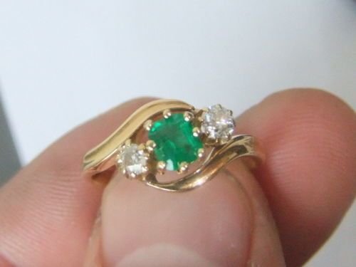fig 1. Stunning Emerald & Diamond 1920's 18ct gold ring.