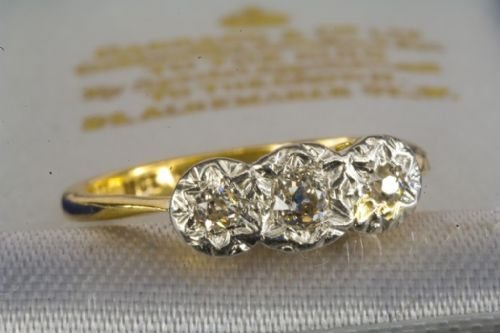 Beautiful Antique 18ct Solid Gold Natural V V S Clarity Diamond Trilogy Ring

