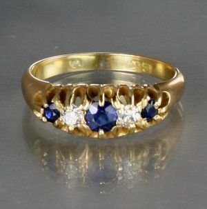 fig 2. STUNNING EDWARDIAN 18CT GOLD RING WITH SAPPHIRES & DIAMONDS
