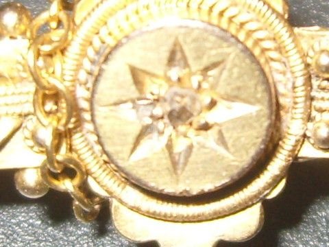 fig 2. Lovely Victorian 15ct Gold Diamond Brooch