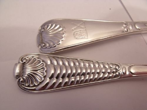 fig 2. SUBSTANTIAL PAIR OF EARLY VICTORIAN SOLID SILVER BERRY SPOONS CHAWNER & CO 1850 188g 