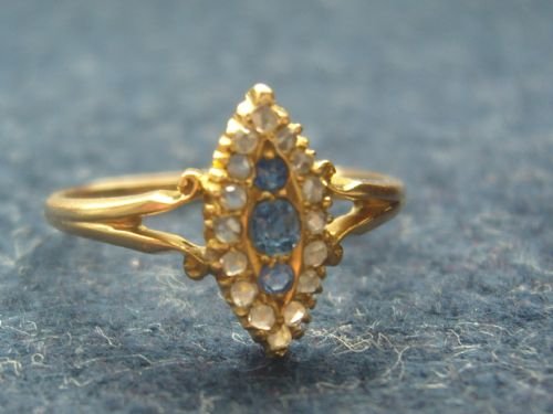 fig 3. Stunning
Victorian 18ct gold Sapphire/Diamond Marquise Ring dated 1894