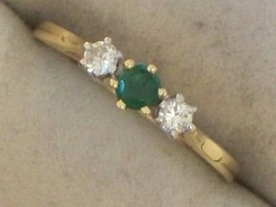 fig 2. LOVELY EDWARDIAN 18CT GOLD PLATINUM EMERALD AND DIAMOND RING