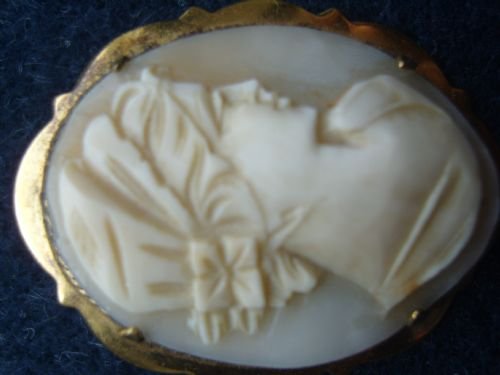 fig 1. Super Victorian Shell Cameo Brooch