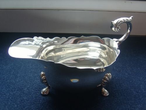 Lovely Large Art Deco Silver Sauce Boat Barnard and Sons