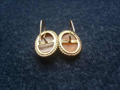 fig 2. Lovely Art Deco Pair of 9ct Gold Cameo Earrings
