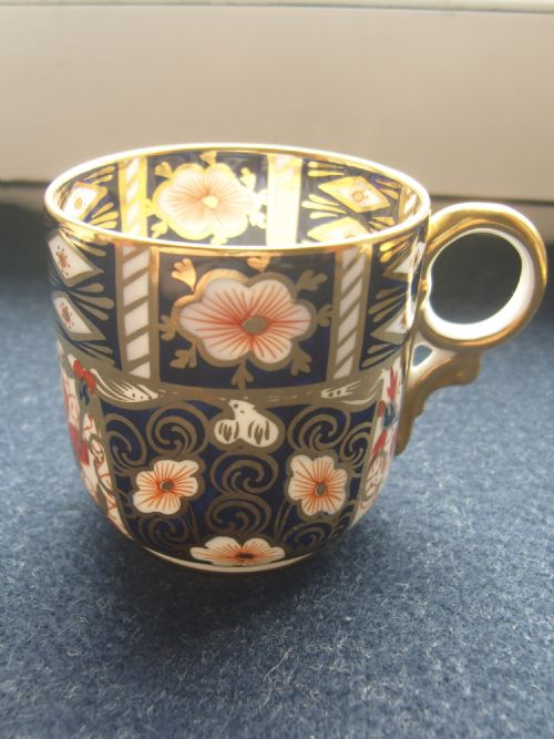 fig 2. ROYAL CROWN DERBY IMARI 2451 PATTERN COFFEE SET C1917