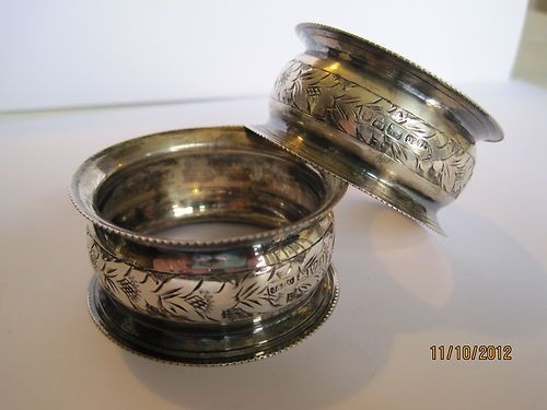 fig 1. Boxed Pair Antique silver Napkin Rings Chester 1903