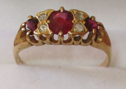 Antique Victorian 18 Ct Yellow Gold Ruby & Diamond Ring - Size N
