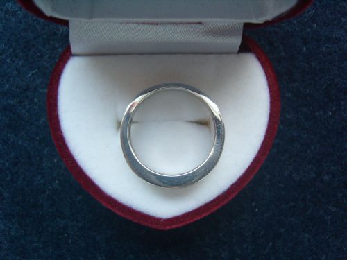 fig 3. Stunning Art Deco 14ct White Gold Half Eternity Diamond Ring