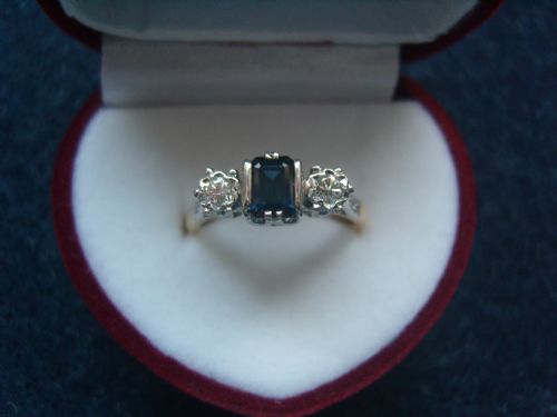 fig 1. Superb Edwardian 18ct Yellow Gold Sapphire and Diamong Ring