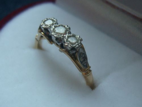 fig 1. Lovely Edwardian 18ct Gold Diamond Trilogy Ring