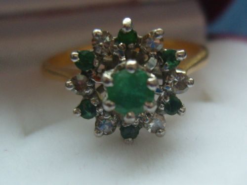 fig 1. Stunning 18ct Gold Emerald and Diamond Flower Ring 1916