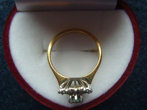 fig 3. Stunning 18ct Gold Emerald and Diamond Flower Ring 1916