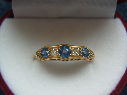 fig 2. Victorian Ceylon Sapphire and Diamond 18ct gold Victorian Ring Hallmarked in 1864