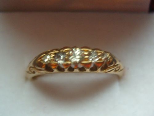 fig 1. Stunning Art Deco 18ct Gold 5 Stone Diamond Ring