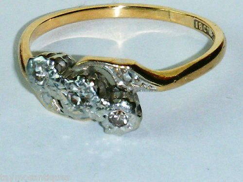 fig 2. Lovely Edwardian 18ct Yellow Gold 3 Stone Diamond Crossover Ring