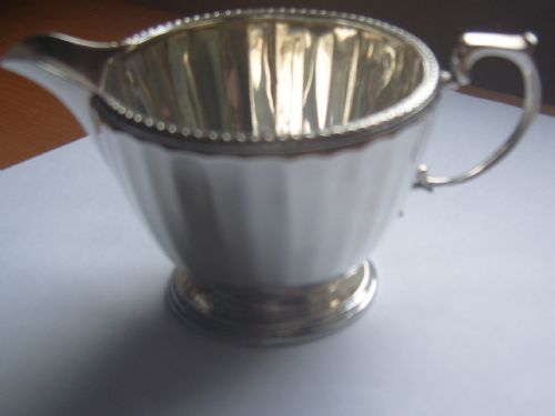 fig 2. Superb Hallmarked Sterling Silver Cream Jug and Sugar Bowl