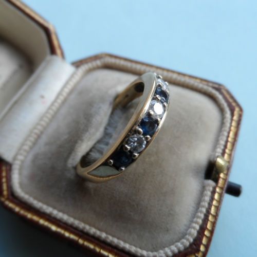 fig 1. Stunning 18ct Gold Sapphire & Diamond Eternity Ring 3.7g