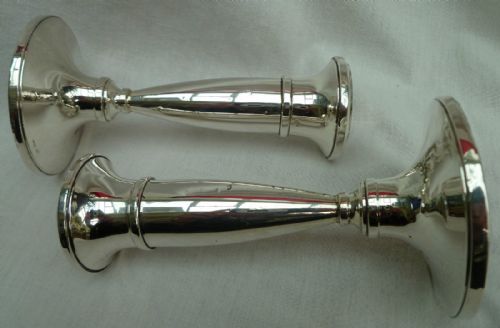 fig 2. LOVELY PAIR OF SOLID STERLING SILVER CANDLESTICKS BIRMINGHAM 1919 194 grams