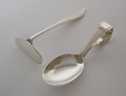 fig 1. A Cased Vintage Sterling Silver Babies Christening Cutlery Set Birmingham 1935
