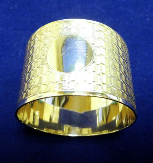 fig 1. Stunning Boxed Pair Of Hallmarked Silver Napkin Rings Chester C1912