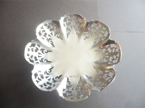 fig 1. Stunning Large Silver Pedestal Base Sweet or Fruit Dish.