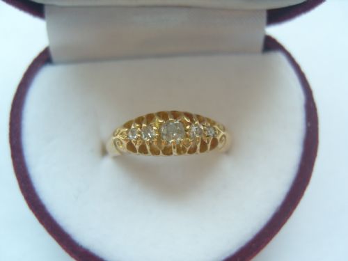 fig 1. Lovely 18ct gold 5 stone diamond ring Chester 1913
