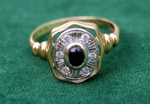 18ct Gold Sapphire and Diamond Ring Size T