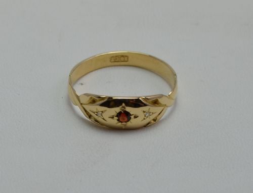 fig 2. Super Edwardian 18ct Gold Garnet & Diamond Ring