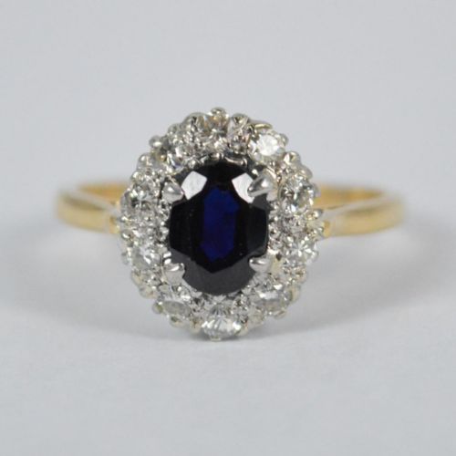 Beautiful Classic Art Deco 18ct Gold & Platinum Sapphire & Diamond Cluster Ring