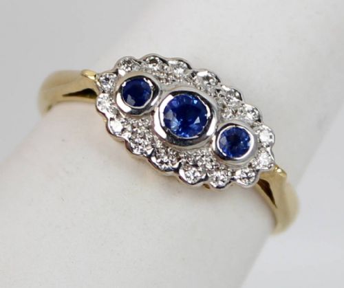 fig 1. Stunning Art Deco 18ct Gold Sapphire Diamond Cluster Ring