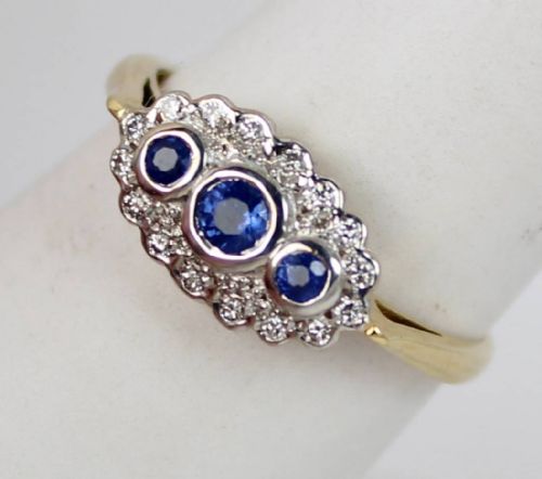 fig 2. Stunning Art Deco 18ct Gold Sapphire Diamond Cluster Ring