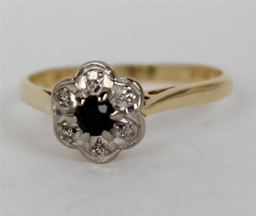 fig 1. Art Deco Sapphire & Diamond Ladies 18ct Gold Cluster Ring