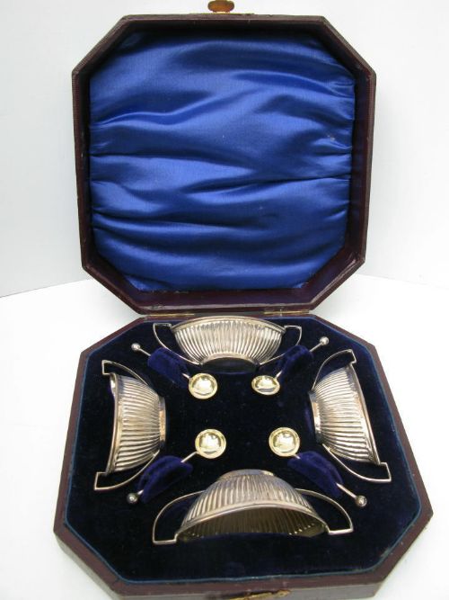 Beautiful Cased Set of 4 Edwardian Silver Salts and Spoons B/ham 1901