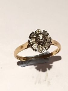 Stunning Art Deco 18ct Gold Diamond Ring