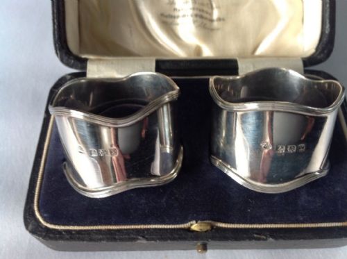Stunning Pair of Sterling Silver Boxed Napkin Rings