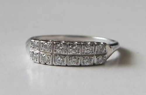 Beautiful Art Deco 18ct White Gold 0.6ct Diamond Ring